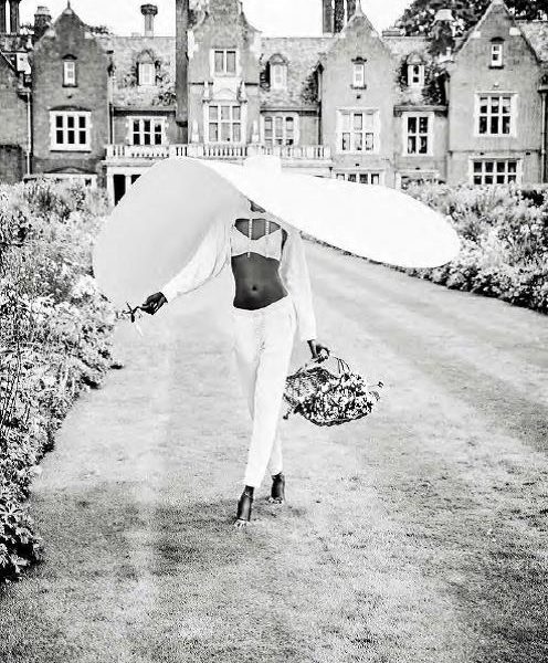 Casual Sunday, London, 2017 Alek Wek for Paper magazine Black & white inkjet print on baryta paper, edition of 3 225 x 150 cm / 88.6 x 59.1 in